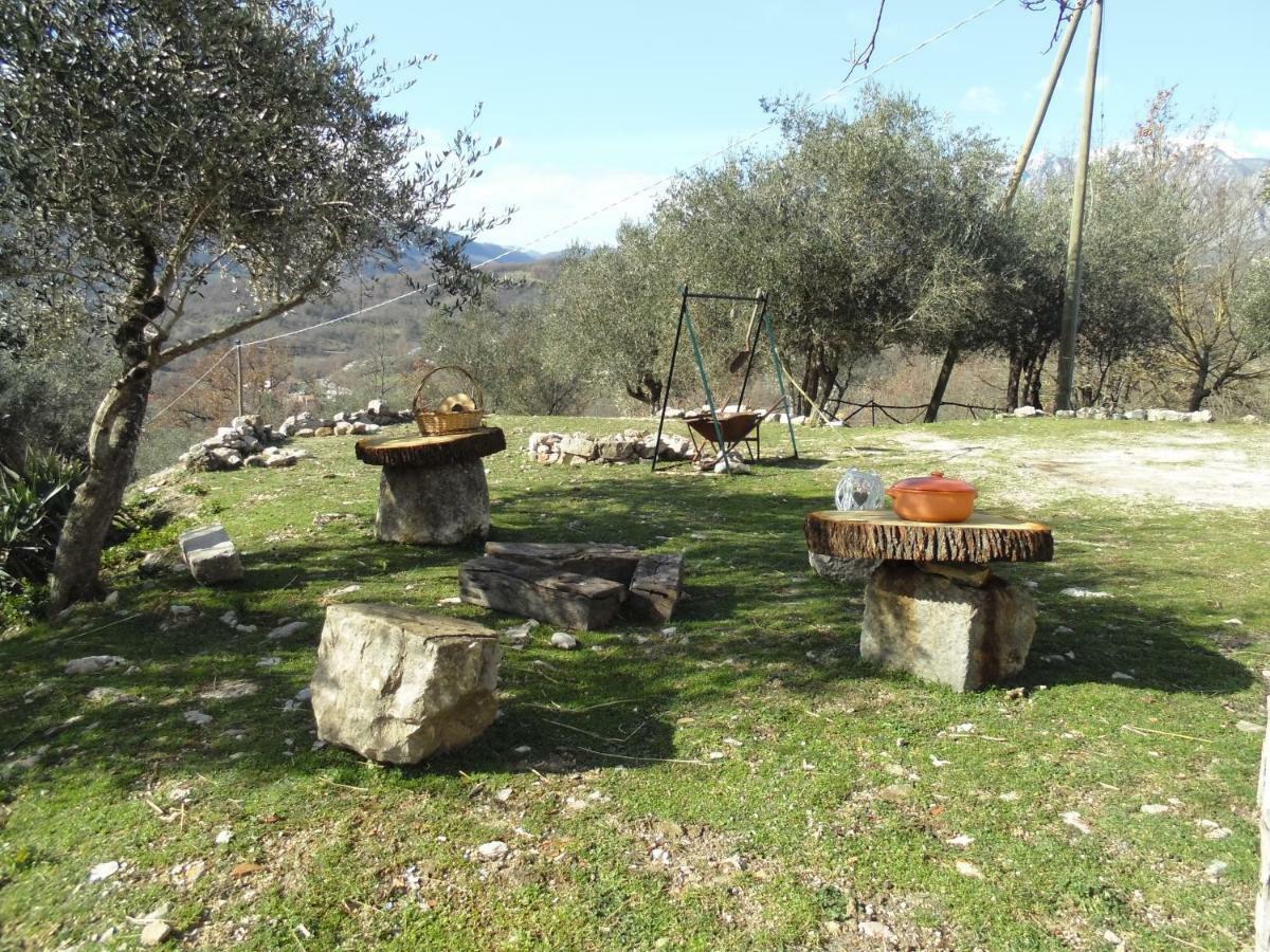 La Masseria Di Antonio E Teresina Colli a Volturno Exteriör bild